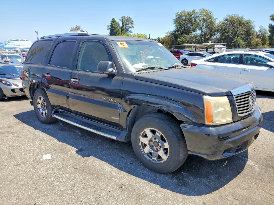 61820526 :رقم المزاد ، 1GYEK63N23R126381 vin ، 2003 Cadillac Escalade مزاد بيع