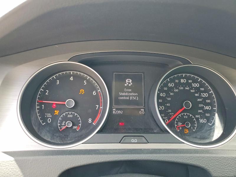 60618356 :رقم المزاد ، 3VW817AU0FM052032 vin ، 2015 Volkswagen Golf مزاد بيع