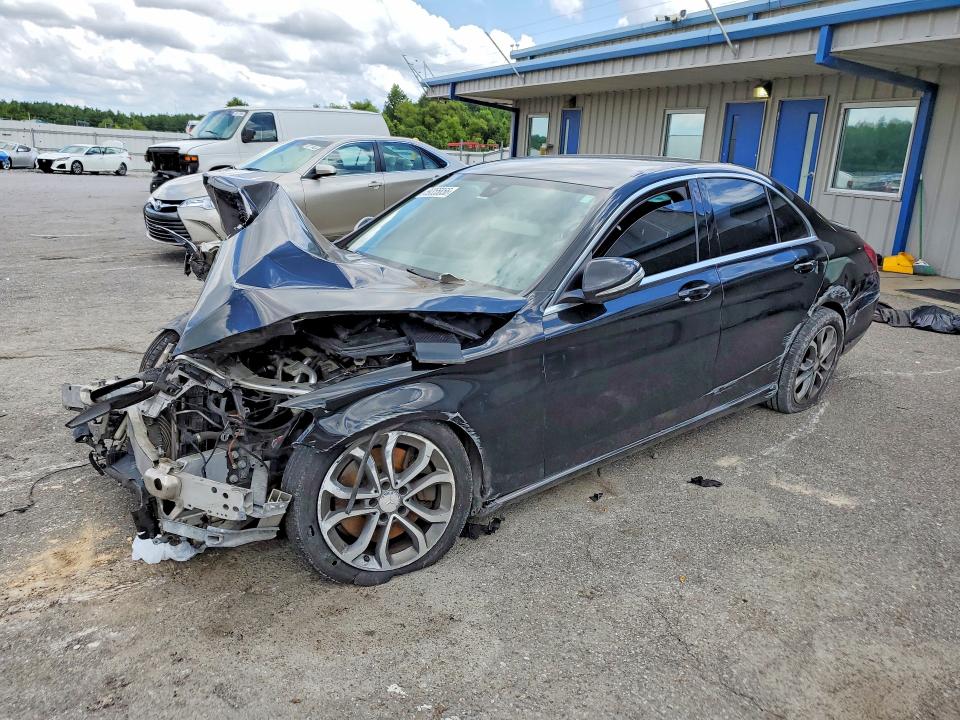 59355856 :رقم المزاد ، 55SWF4KB1FU020331 vin ، 2015 Mercedes-benz C مزاد بيع