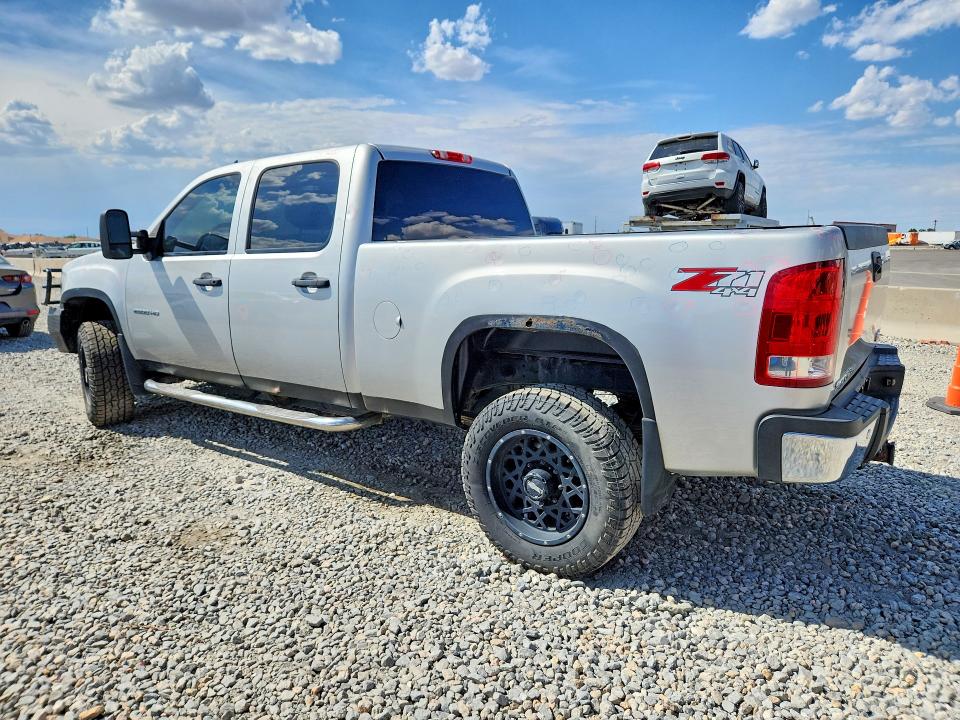 61765016 :رقم المزاد ، 1GT120CG0BF105421 vin ، 2011 Gmc Sierra مزاد بيع