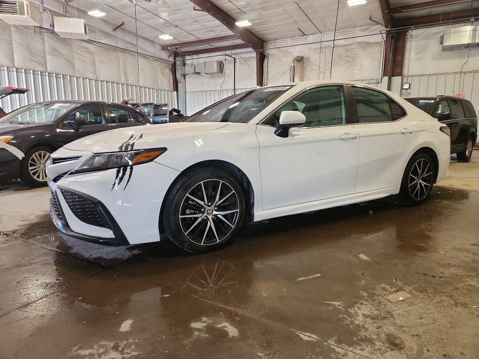 Auction sale of the 2021 Toyota Camry, vin: 4T1G11AK1MU413749, lot number: 61918436