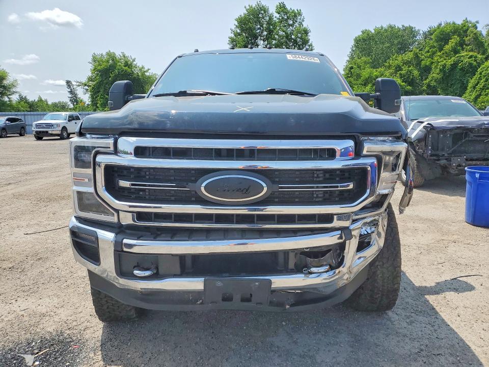 58442926 :رقم المزاد ، 1FT8W3BT9NEC39647 vin ، 2022 Ford F350 مزاد بيع