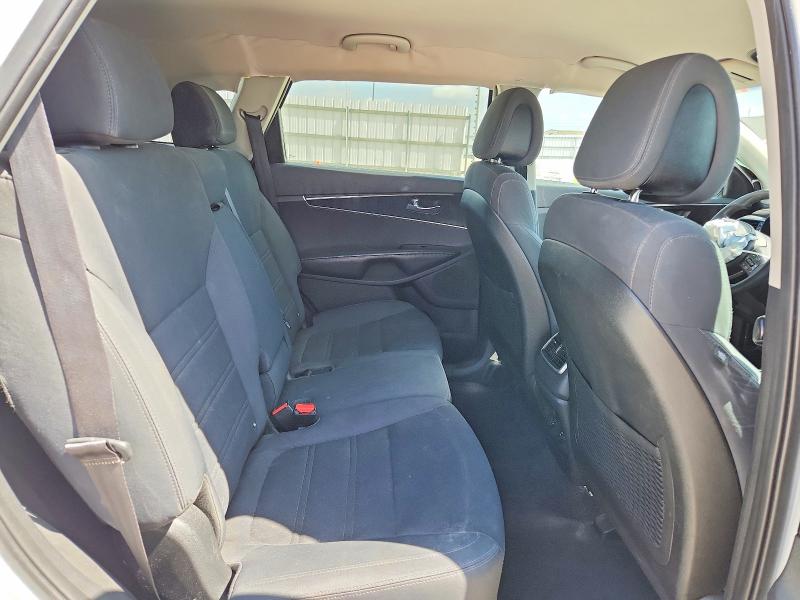 Продажа на аукционе авто 2016 Kia Sorento, vin: 5XYPG4A56GG110468, номер лота: 62792536