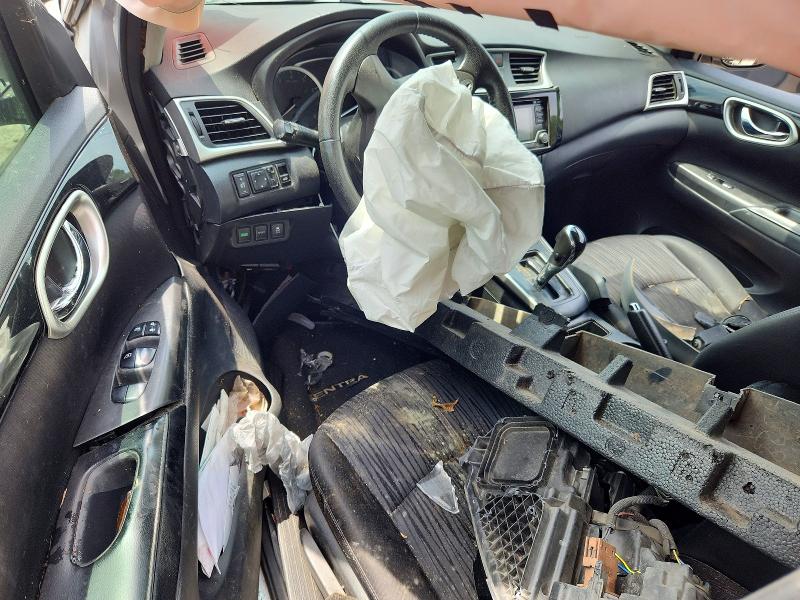 62637576 :رقم المزاد ، 3N1AB7AP6JL663373 vin ، 2018 Nissan Sentra مزاد بيع