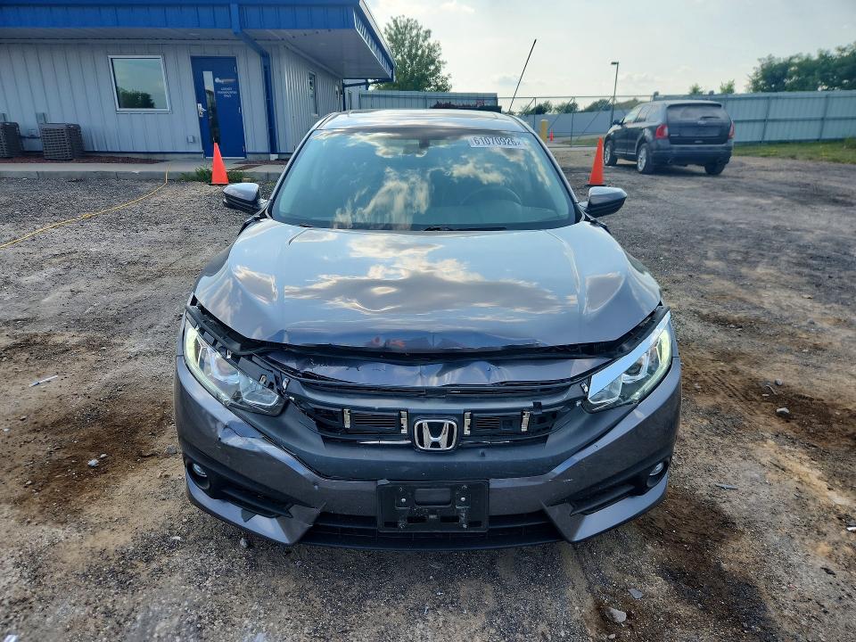 Продажа на аукционе авто 2018 Honda Civic, vin: JHMFC1F72JX044181, номер лота: 61070926