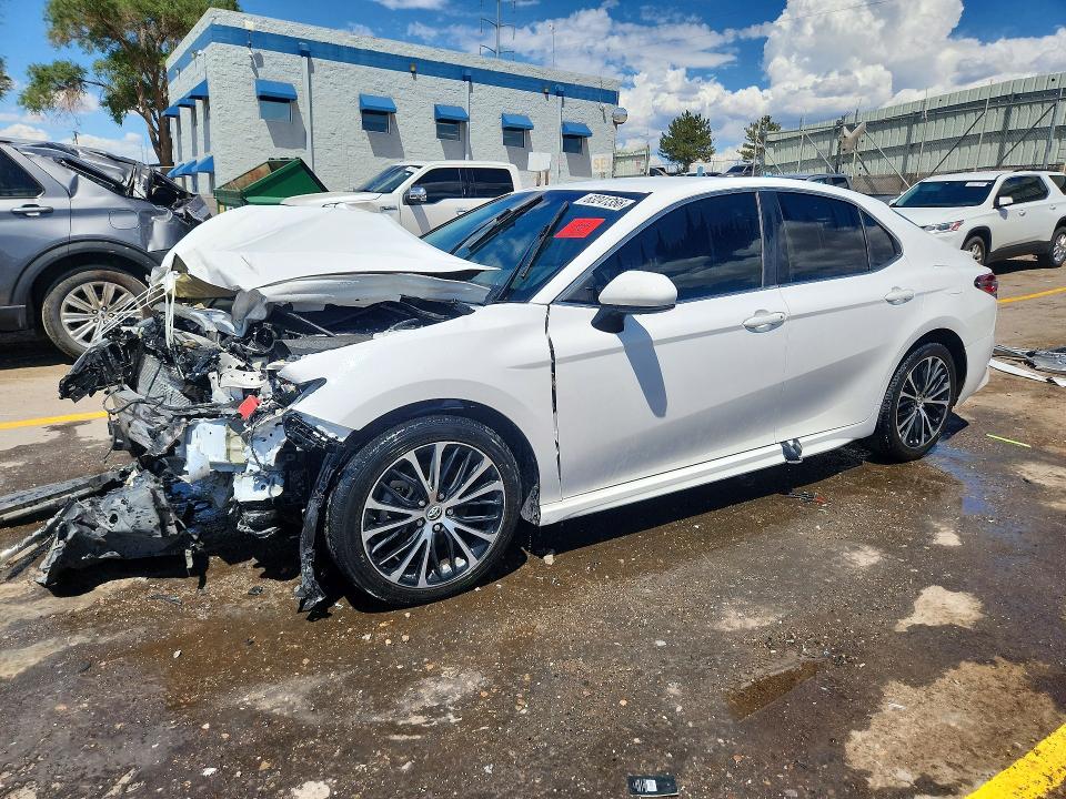 2019 Toyota Camry მანქანა იყიდება აუქციონზე, vin: 4T1B11HK6KU712067, აუქციონის ნომერი: 63241356