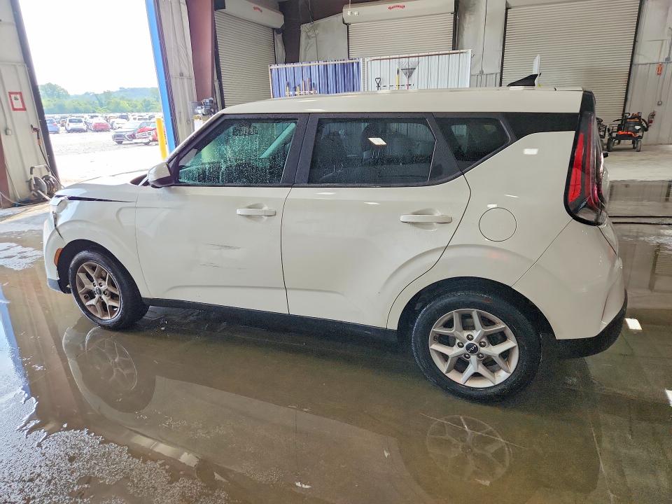 Продажа на аукционе авто 2023 Kia Soul, vin: KNDJ23AU0P7870642, номер лота: 62699496