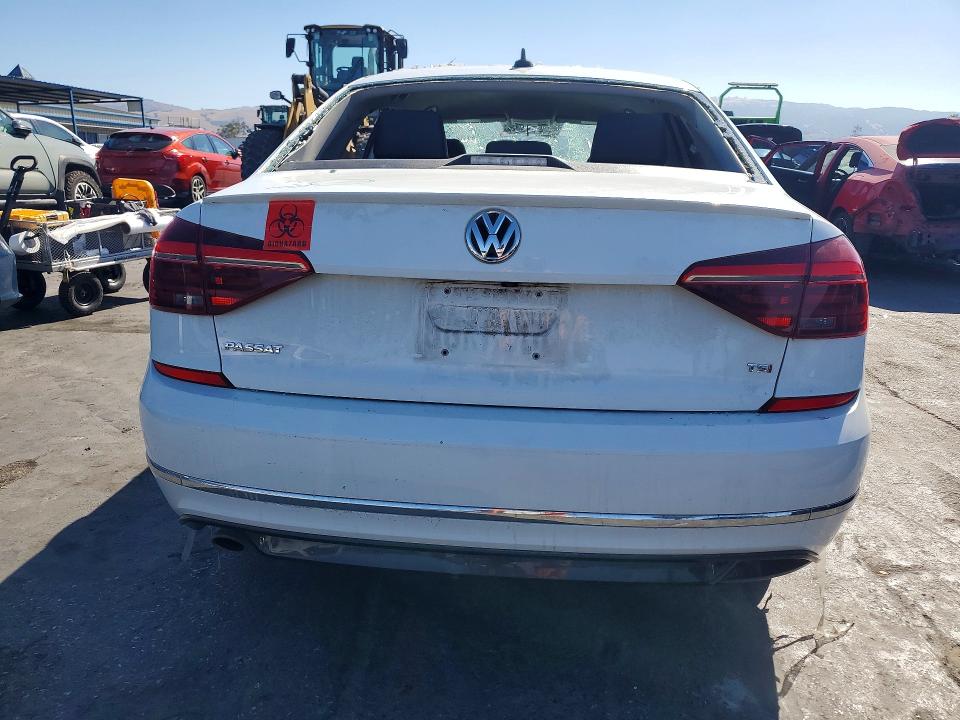 2018 Volkswagen Passat მანქანა იყიდება აუქციონზე, vin: 1VWAA7A36JC036971, აუქციონის ნომერი: 60258066