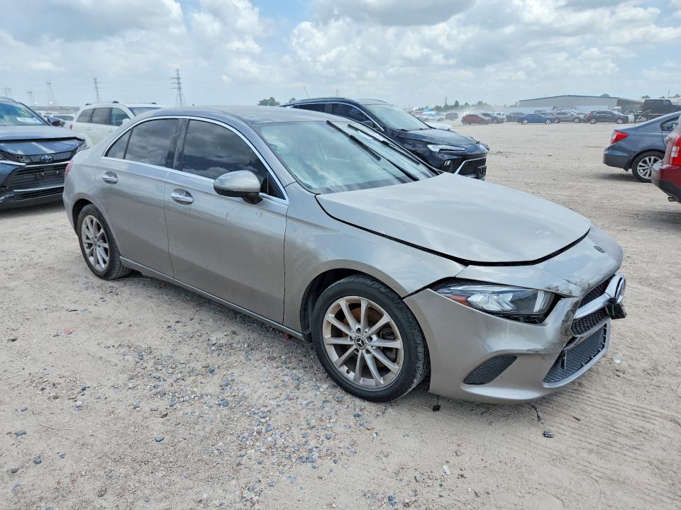 58634186 :رقم المزاد ، W1K3G4EB1MJ266482 vin ، 2021 Mercedes-benz A مزاد بيع