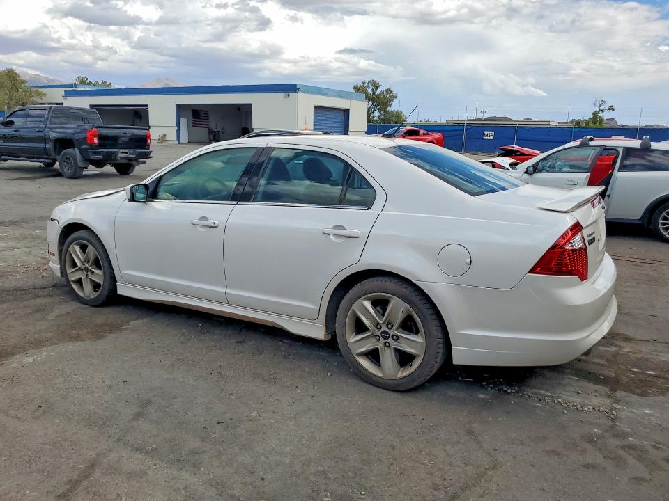 60926106 :رقم المزاد ، 3FAHP0KC6CR169844 vin ، 2012 Ford Fusion مزاد بيع