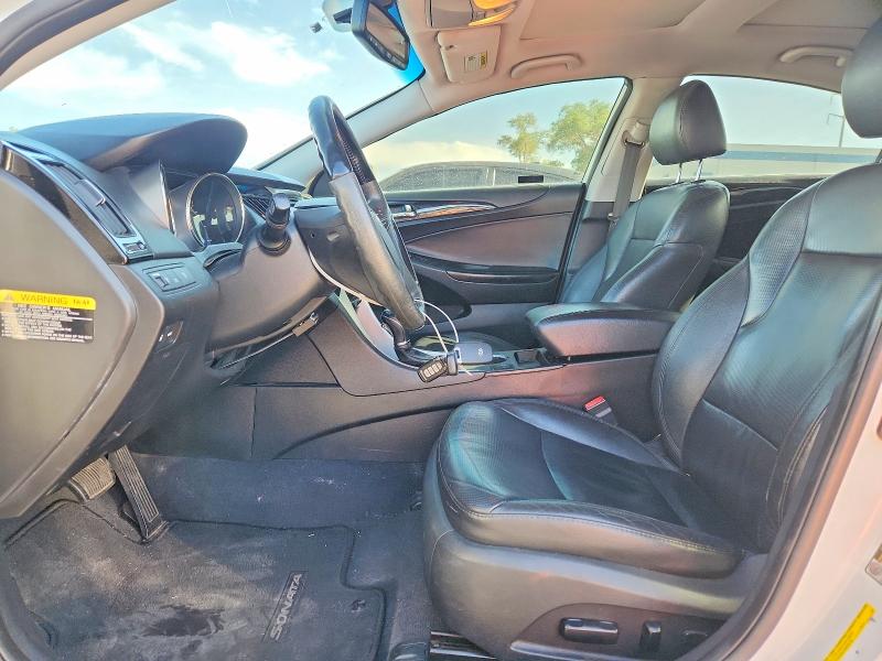 60590106 :رقم المزاد ، 5NPEC4AC2CH494429 vin ، 2012 Hyundai Sonata مزاد بيع