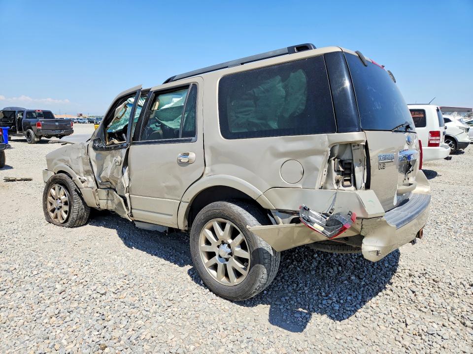 61010696 :رقم المزاد ، 1FMFU16528LA45230 vin ، 2008 Ford Expedition مزاد بيع