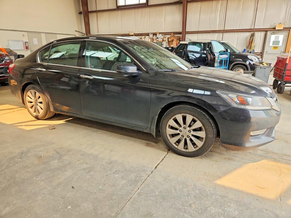 2013 Honda Accord მანქანა იყიდება აუქციონზე, vin: 1HGCR3F80DA800865, აუქციონის ნომერი: 61901786