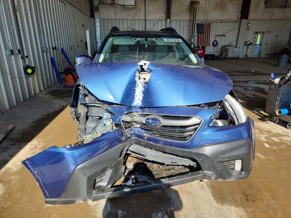 60753246 :رقم المزاد ، 4S4BTGND3L3107935 vin ، 2020 Subaru Outback مزاد بيع
