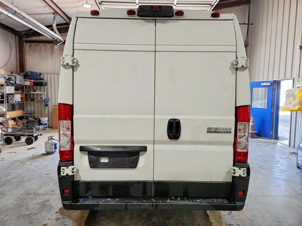 57495536 :رقم المزاد ، 3C6LRVDG2PE548713 vin ، 2023 Ram Promaster 2500 مزاد بيع