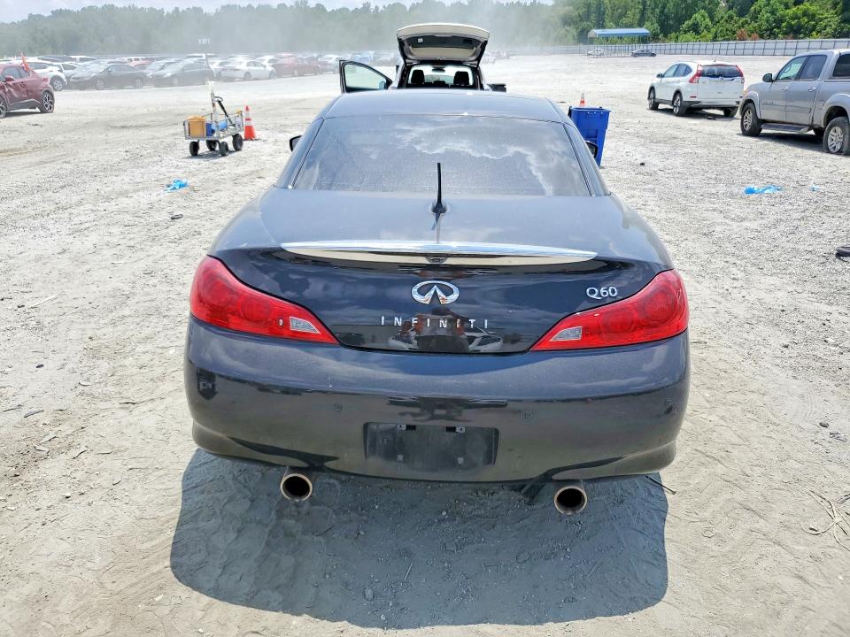 Продажа на аукционе авто 2015 Infiniti Q60 Convertible, vin: JN1CV6FEXFM810129, номер лота: 61744486