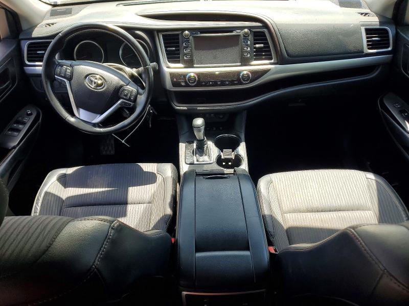 2018 Toyota Highlander მანქანა იყიდება აუქციონზე, vin: 5TDBZRFH9JS843287, აუქციონის ნომერი: 59677046