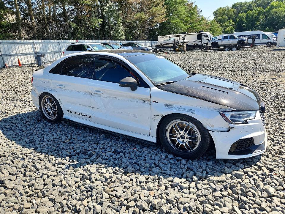 61990516 :رقم المزاد ، WAUBEGFF0LA042968 vin ، 2020 Audi A3 مزاد بيع