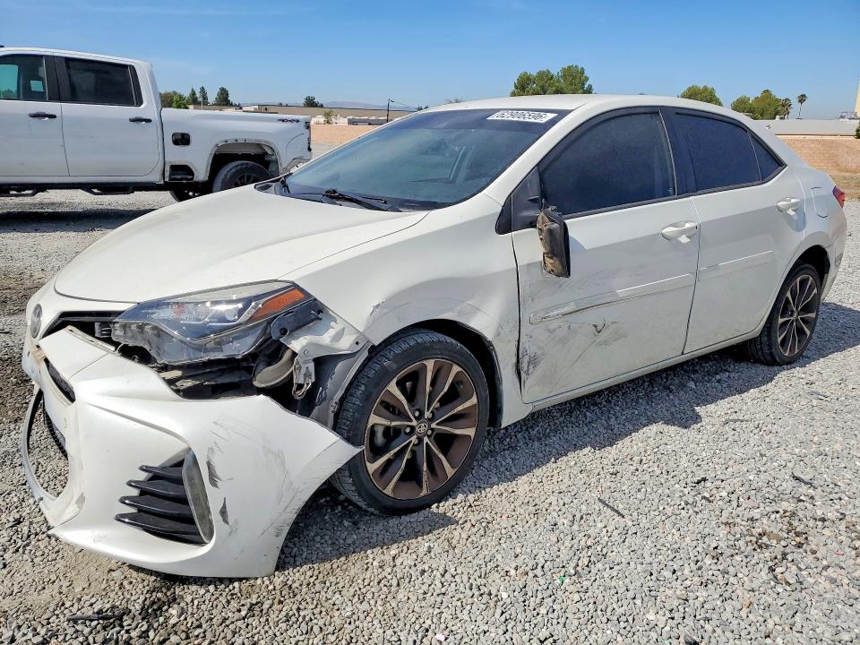 Aukcja sprzedaży 2017 Toyota Corolla, vin: 5YFBURHE6HP696737, numer aukcji: 62906596