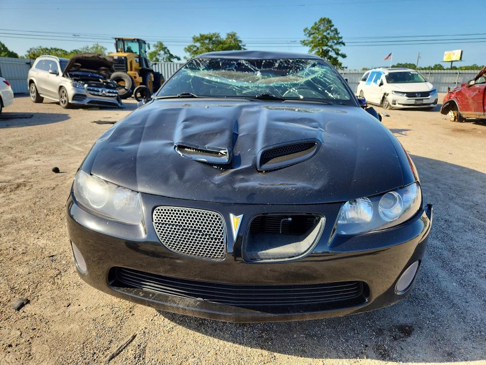 60686256 :رقم المزاد ، 6G2VX12U95L394487 vin ، 2005 Pontiac Gto مزاد بيع