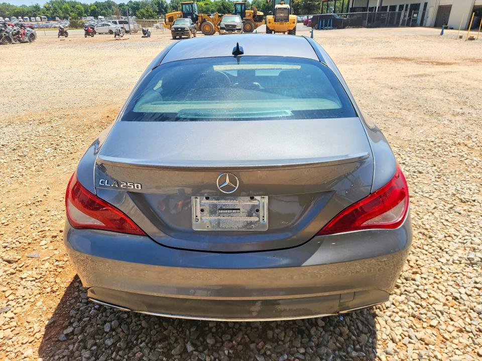Продажа на аукционе авто 2018 Mercedes-benz Cla, vin: WDDSJ4EB0JN586703, номер лота: 61976946