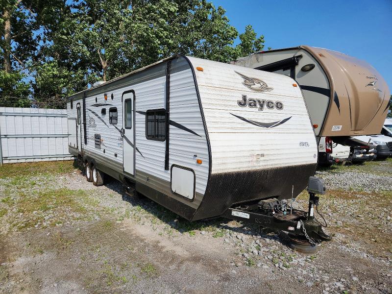 61841576 :رقم المزاد ، 1UJBJ0BS6G17T0052 vin ، 2016 Jayco Jay Trailers مزاد بيع