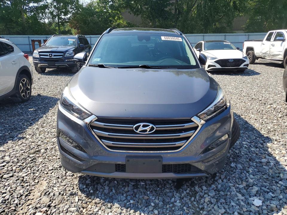 2016 Hyundai Tucson მანქანა იყიდება აუქციონზე, vin: KM8J3CA20GU239558, აუქციონის ნომერი: 60030046