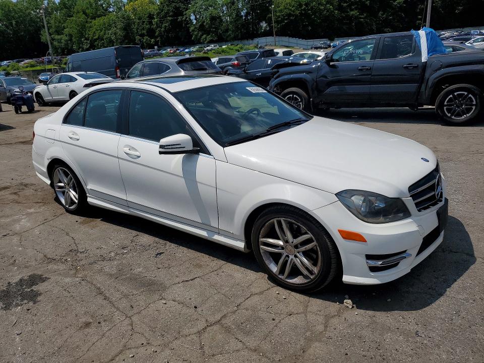 Продаж на аукціоні авто 2014 Mercedes-benz C, vin: WDDGF8AB4EG160639, номер лоту: 62568956