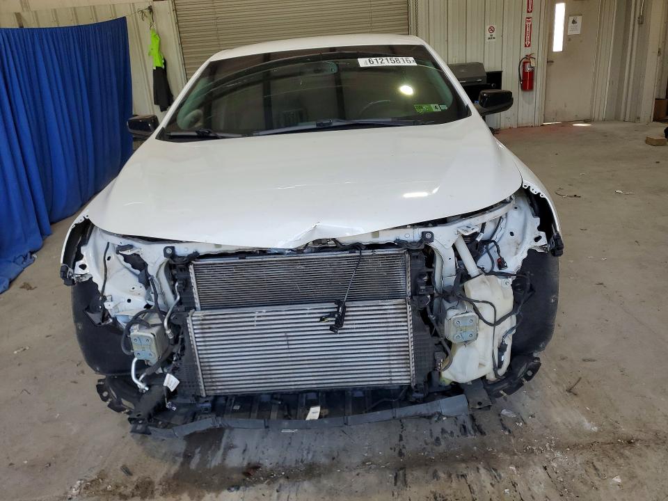 Продаж на аукціоні авто 2018 Chevrolet Malibu, vin: 1G1ZD5ST5JF242161, номер лоту: 61215816