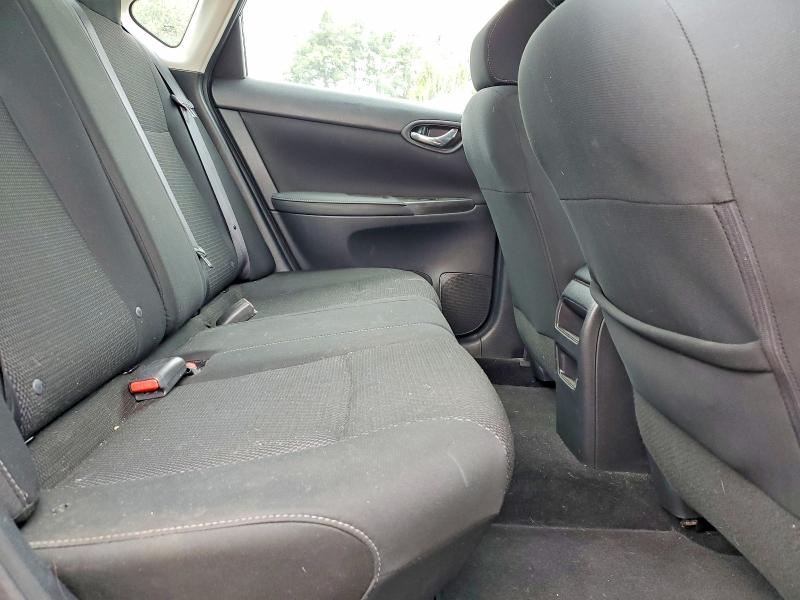 Продаж на аукціоні авто 2019 Nissan Sentra, vin: 3N1AB7AP6KY215512, номер лоту: 61733796