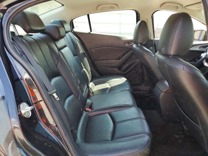 Auction sale of the 2018 Mazda 3, vin: 3MZBN1V31JM163318, lot number: 60569986