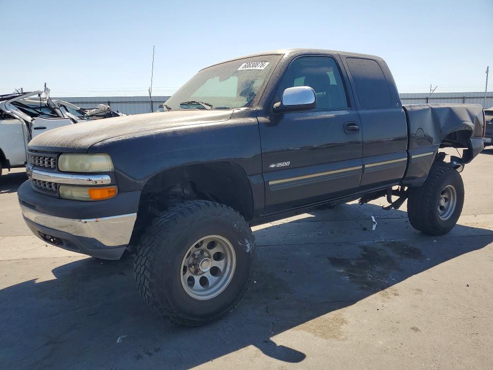 60830876 :رقم المزاد ، 2GCEC19TXY1113714 vin ، 2000 Chevrolet Silverado مزاد بيع