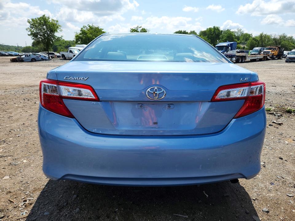 62686536 :رقم المزاد ، 4T4BF1FK6ER360218 vin ، 2014 Toyota Camry مزاد بيع