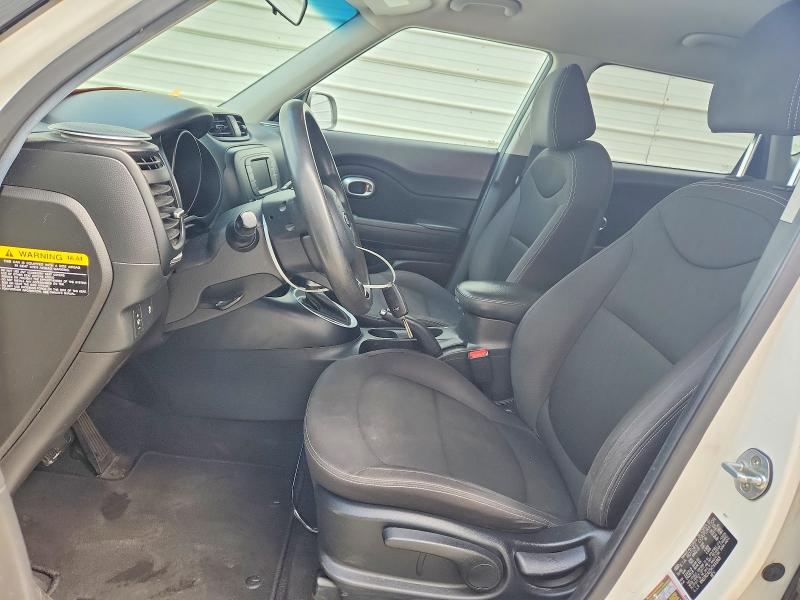 Auction sale of the 2017 Kia Soul, vin: KNDJN2A25H7441868, lot number: 62621196