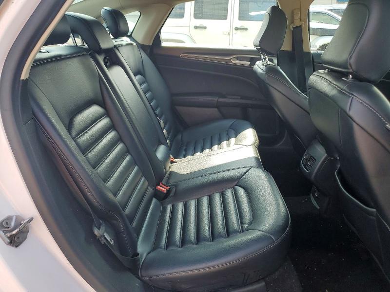63177316 :رقم المزاد ، 3FA6P0CDXLR101545 vin ، 2020 Ford Fusion مزاد بيع