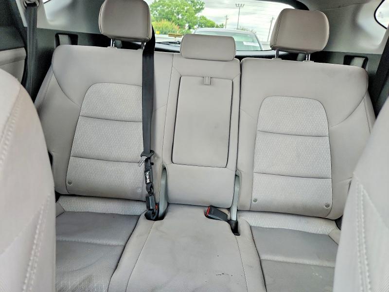 61046196 :رقم المزاد ، KM8J33A23GU202469 vin ، 2016 Hyundai Tucson مزاد بيع