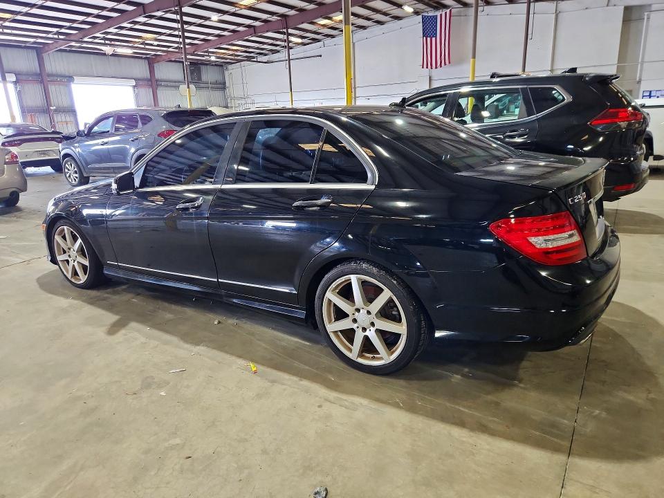 Aukcja sprzedaży 2013 Mercedes-benz C, vin: WDDGF4HB1DR272980, numer aukcji: 61807306
