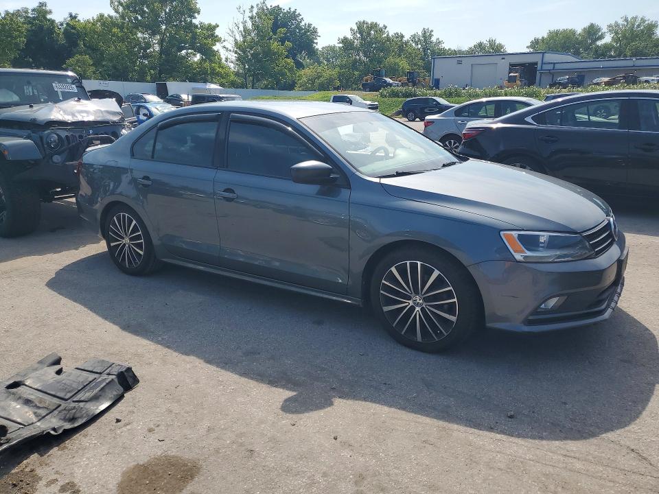 2016 Volkswagen Jetta მანქანა იყიდება აუქციონზე, vin: 3VWB17AJ1GM294633, აუქციონის ნომერი: 63411806