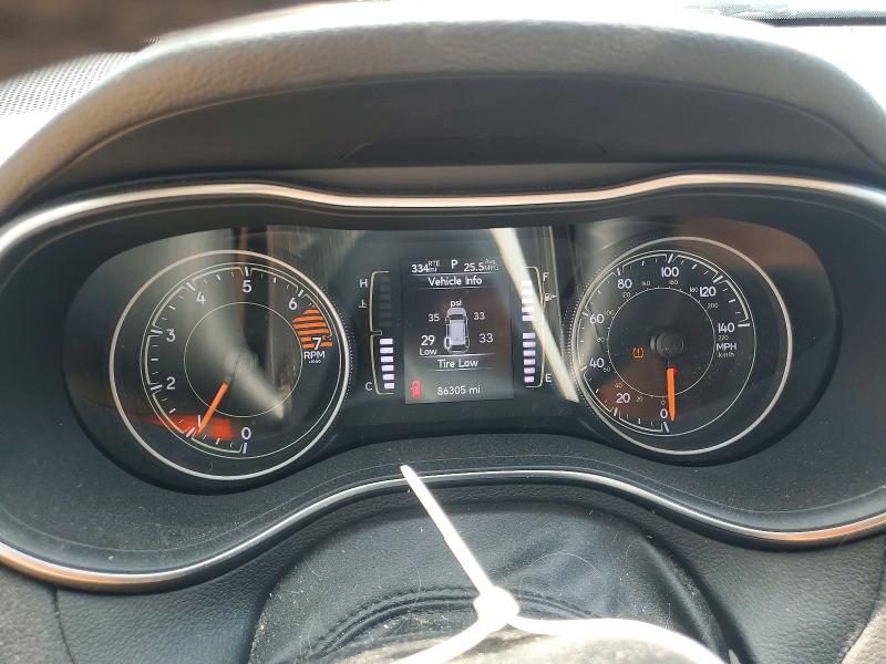 62521286 :رقم المزاد ، 1C4PJLLB5LD581163 vin ، 2020 Jeep Cherokee مزاد بيع