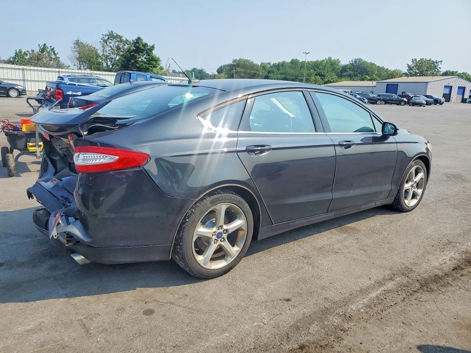 Продаж на аукціоні авто 2015 Ford Fusion, vin: 3FA6P0H77FR230351, номер лоту: 62113106