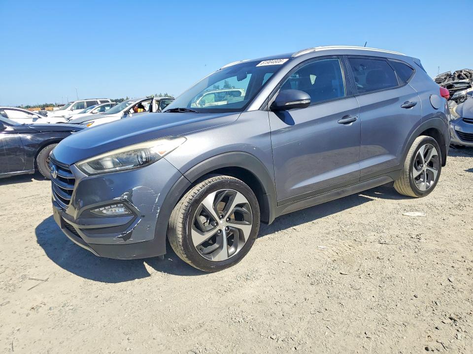 61904806 :رقم المزاد ، KM8J33A29GU112842 vin ، 2016 Hyundai Tucson مزاد بيع