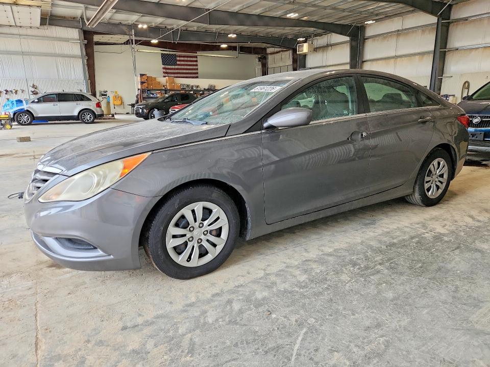 61961226 :رقم المزاد ، 5NPEB4AC5BH184695 vin ، 2011 Hyundai Sonata مزاد بيع