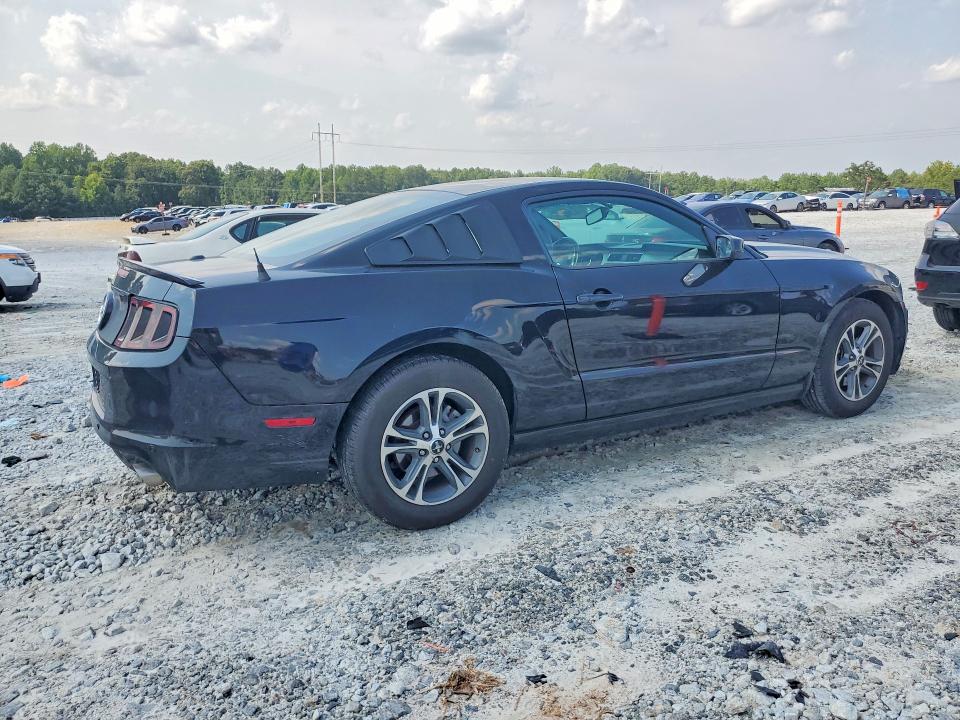 2013 Ford Mustang მანქანა იყიდება აუქციონზე, vin: 1ZVBP8AM3D5252996, აუქციონის ნომერი: 63016326