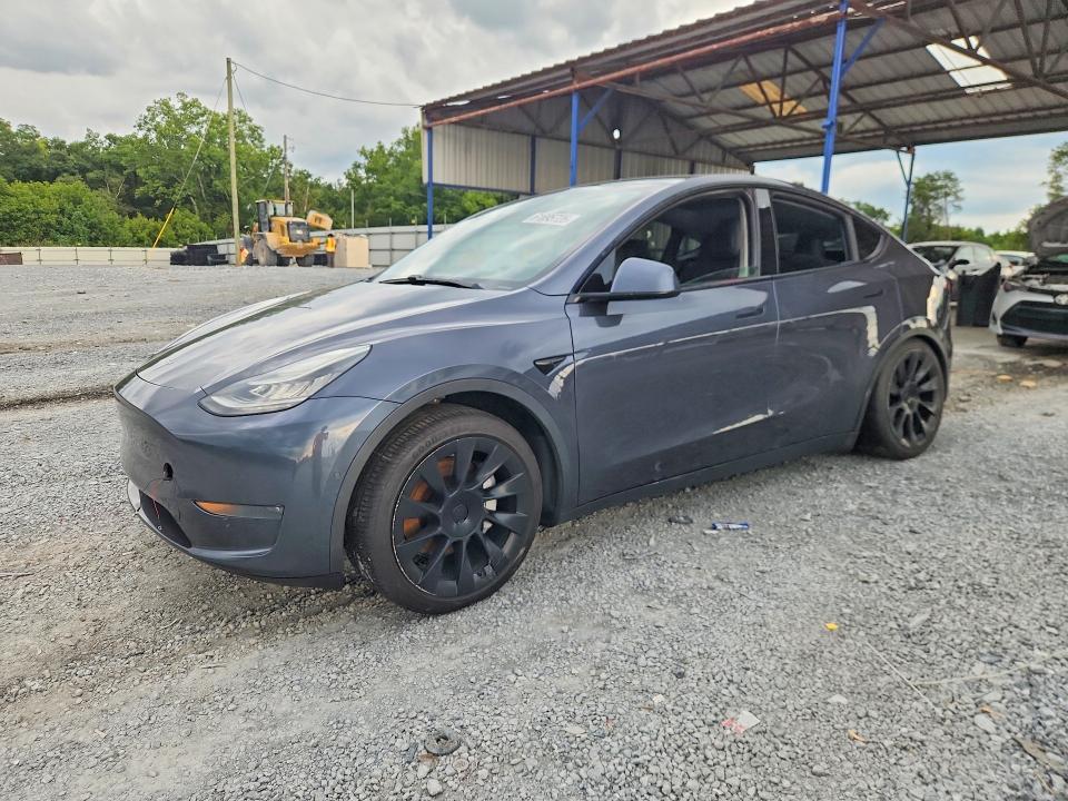 Auction sale of the 2020 Tesla Model Y, vin: 5YJYGDEE4LF049072, lot number: 61695726