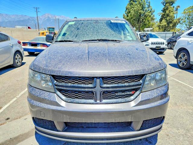 58394146 :رقم المزاد ، 3C4PDCAB2JT383805 vin ، 2018 Dodge Journey مزاد بيع