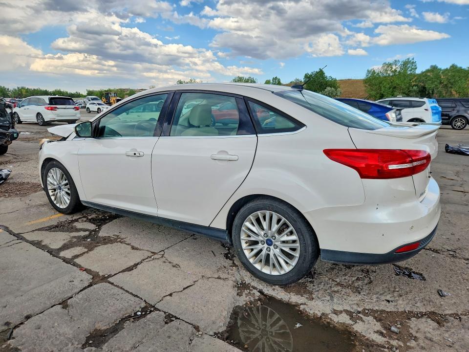 2017 Ford Focus მანქანა იყიდება აუქციონზე, vin: 1FADP3J29HL272657, აუქციონის ნომერი: 62877136