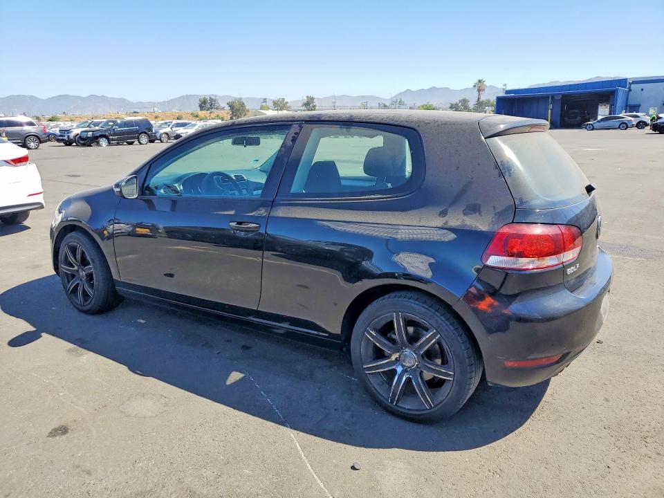 59389786 :رقم المزاد ، WVWAB7AJ9BW172901 vin ، 2011 Volkswagen Golf مزاد بيع