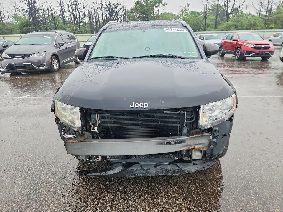 2013 Jeep Compass მანქანა იყიდება აუქციონზე, vin: 1C4NJDBB5DD245481, აუქციონის ნომერი: 59711896