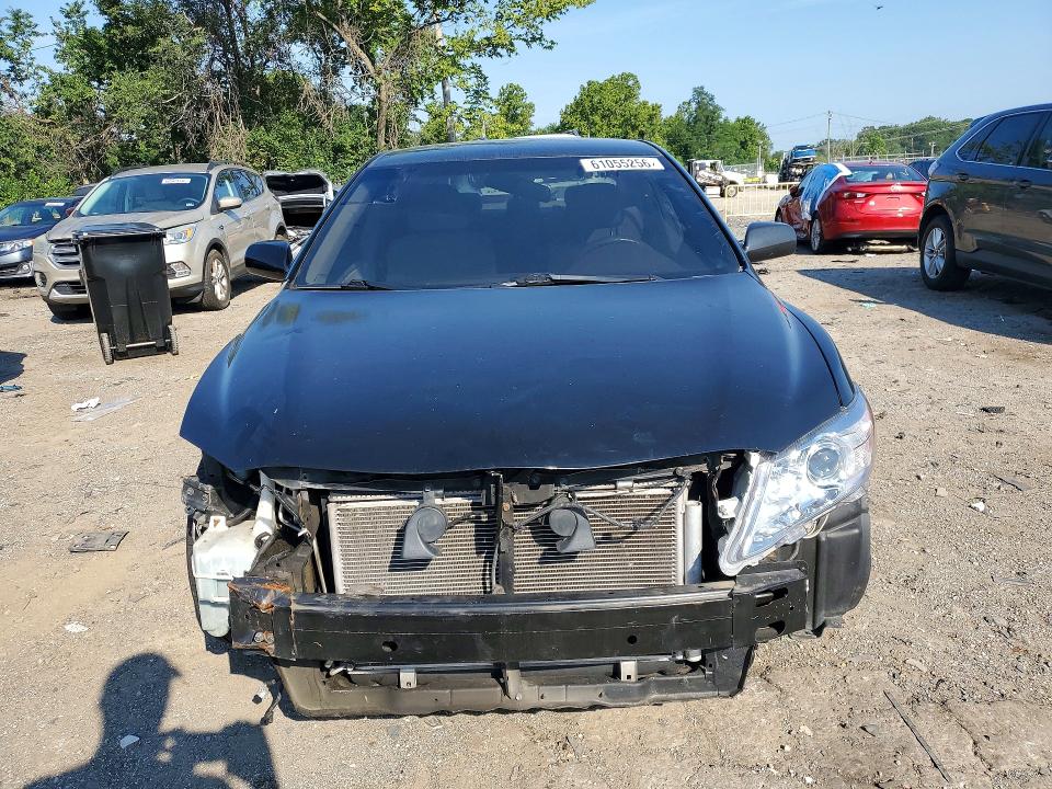 61055256 :رقم المزاد ، 4T1BF3EK4BU195773 vin ، 2011 Toyota Camry مزاد بيع
