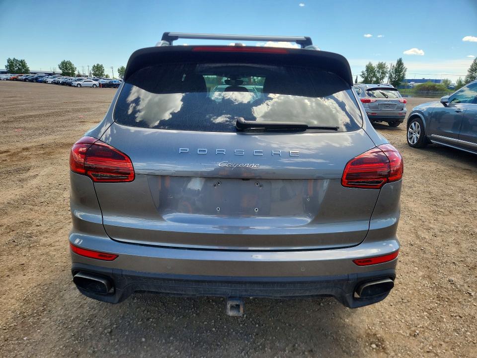 Продажа на аукционе авто 2016 Porsche Cayenne, vin: WP1AA2A22GLA02868, номер лота: 61017486